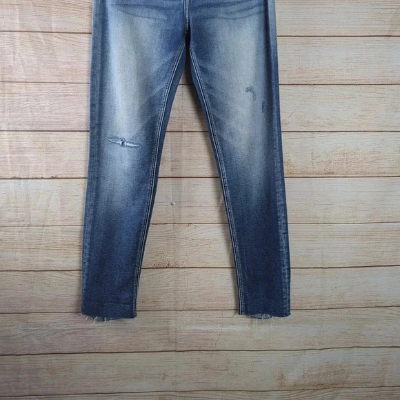 Kancan Women's Size 7/27 Kaly Highrise Slim St Leg Distressed Blue Stretchy Jean - Picture 4 of 14